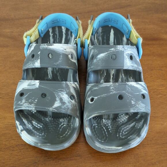 CROCS - KIDS CLS ALL-TERRAIN MARBLED SANDAL J2 and J3 - Picture 2 of 8
